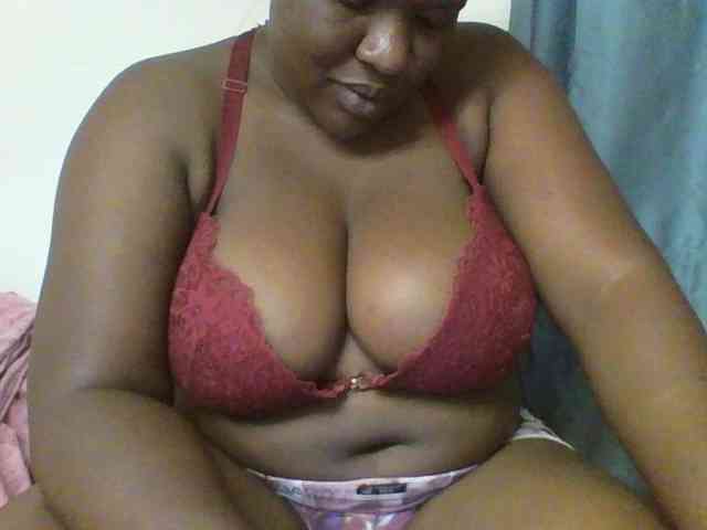 Sexyboobys webcam