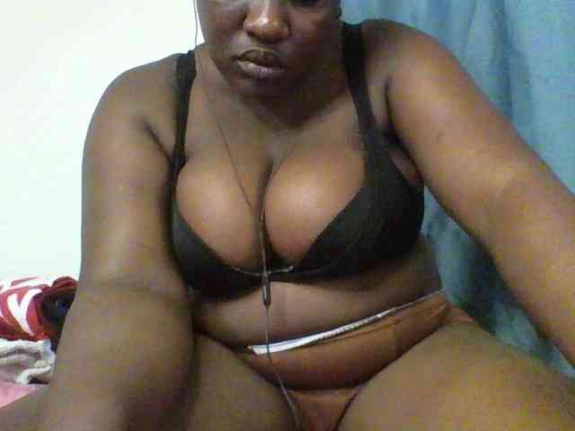 Sexyboobys webcam
