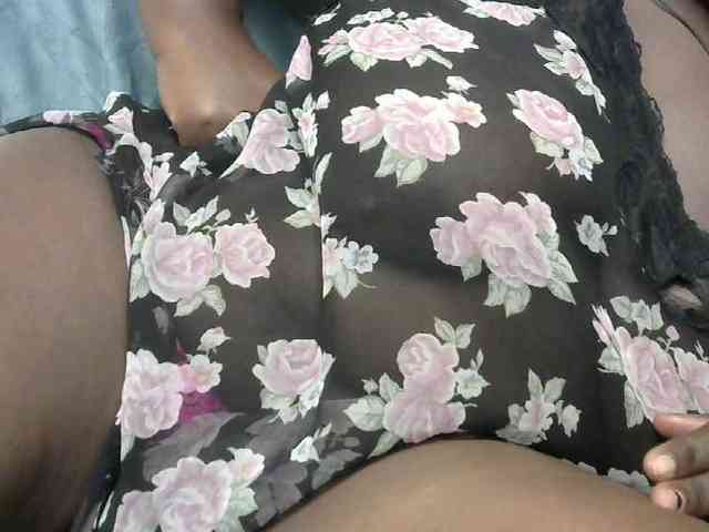 Sexyboobys webcam