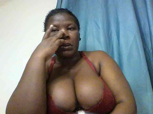 Sexyboobys webcam
