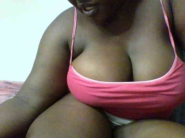 Sexyboobys webcam
