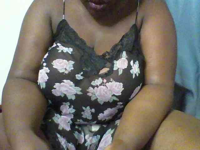Sexyboobys webcam