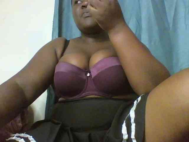 Sexyboobys webcam