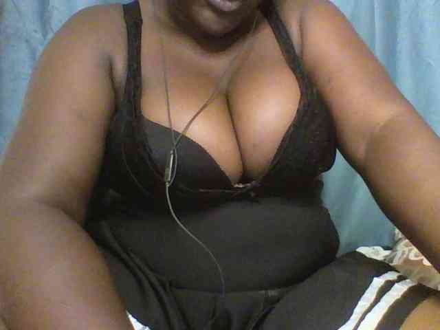 Sexyboobys webcam