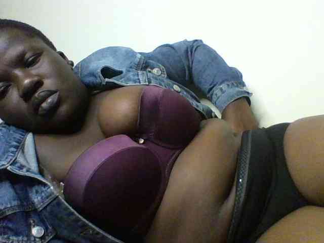 Sexyboobys webcam