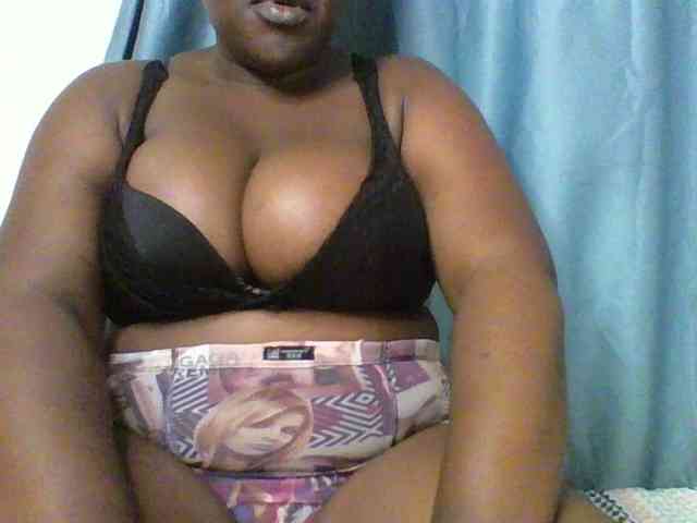 Sexyboobys webcam