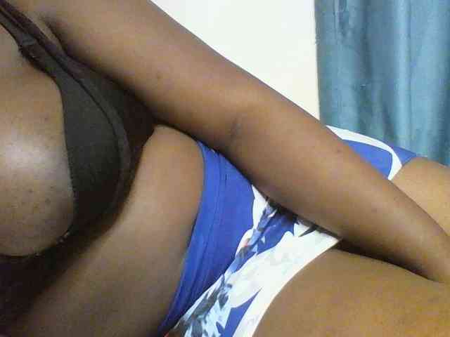 Sexyboobys webcam