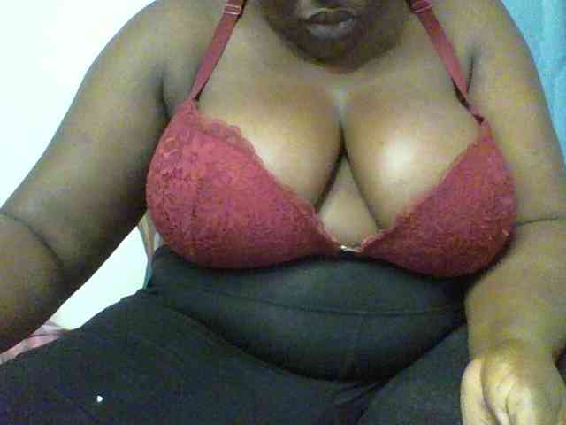 Sexyboobys webcam