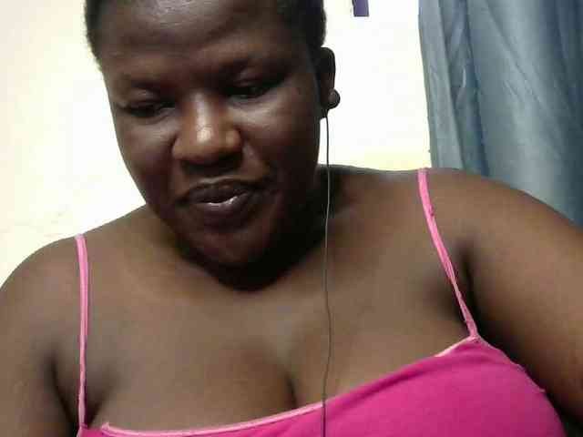 Sexyboobys webcam