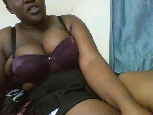 Sexyboobys webcam