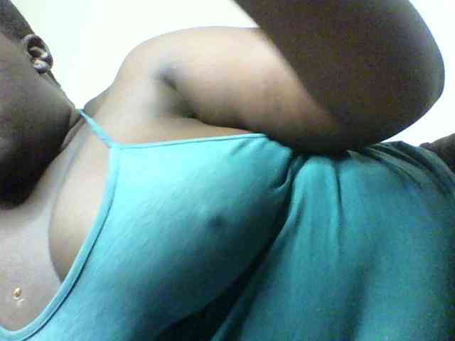 Sexyboobys webcam