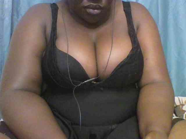 Sexyboobys webcam