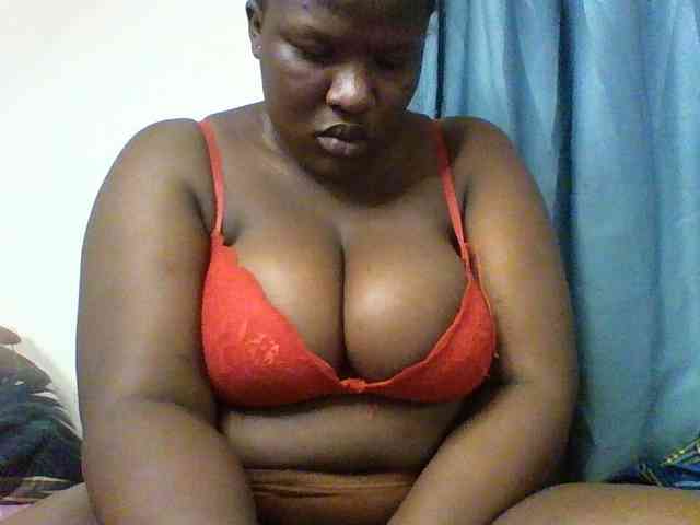 Sexyboobys webcam