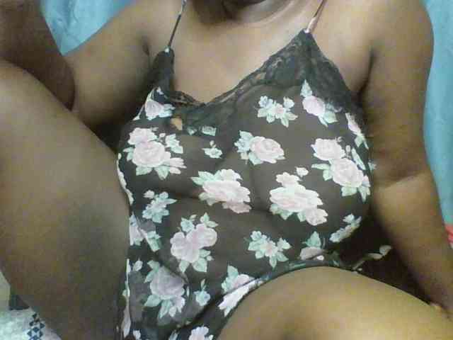 Sexyboobys webcam