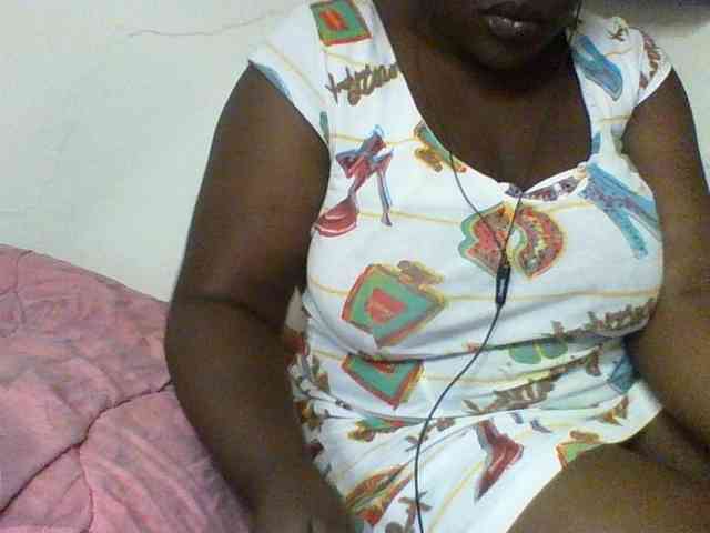 Sexyboobys webcam