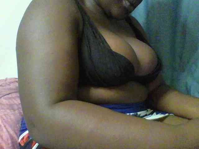 Sexyboobys webcam
