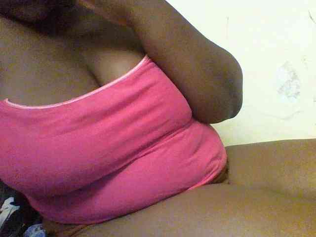 Sexyboobys webcam