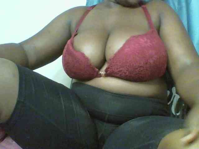 Sexyboobys webcam