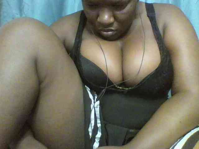 Sexyboobys webcam