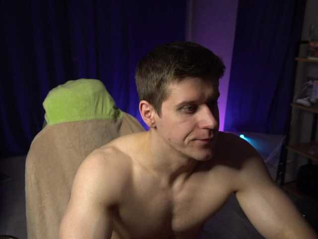 go to chat with DESIRE_G