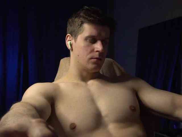 D-GREG Live Webcam on BongaCams