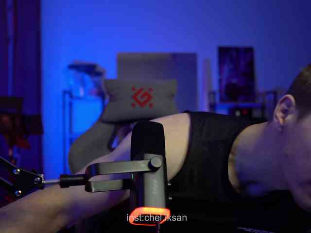 Desire G - white cam guy live sex show