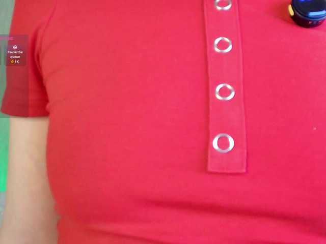 Rosea's BongaCams show and profile