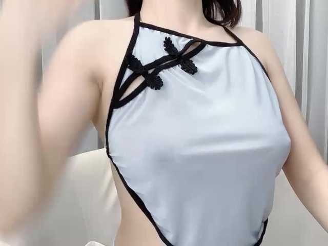 MieChan's BongaCams show and profile