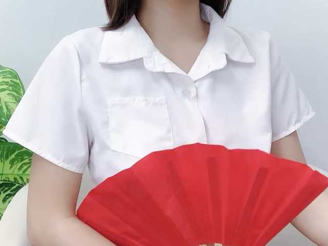 MieChan's BongaCams show and profile