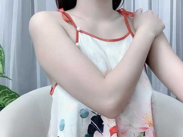 MieChan's BongaCams show and profile