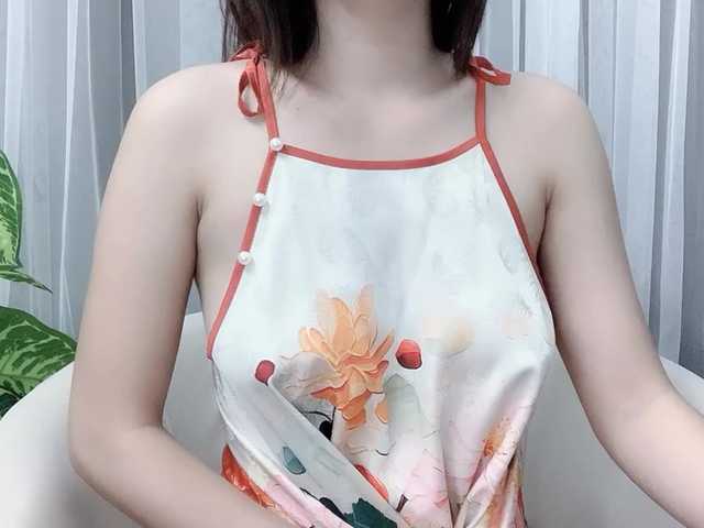 MieChan's BongaCams show and profile