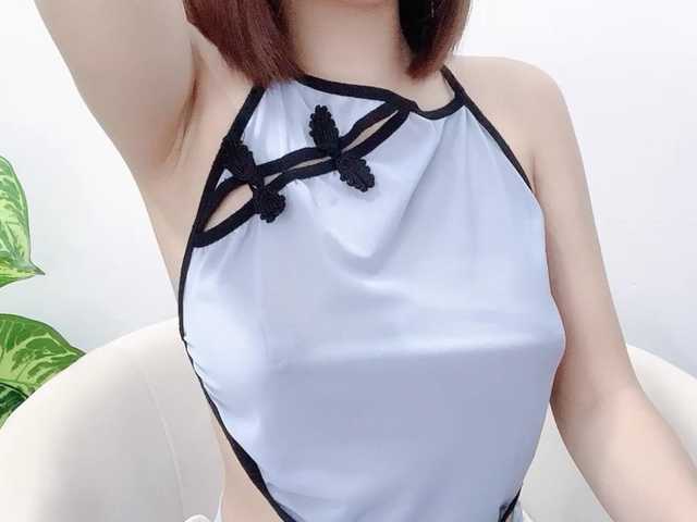 MieChan's BongaCams show and profile