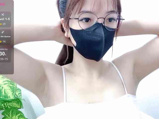 nude web chat MieChan