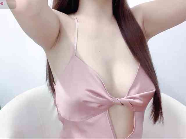 MieChan webcam