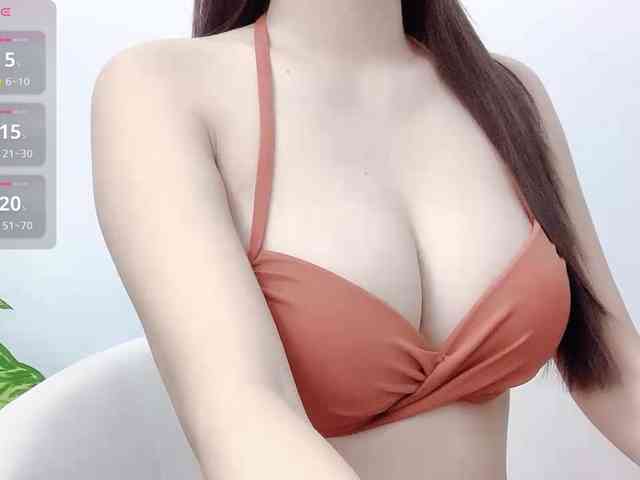 MieChan webcam