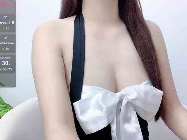 MieChan webcam