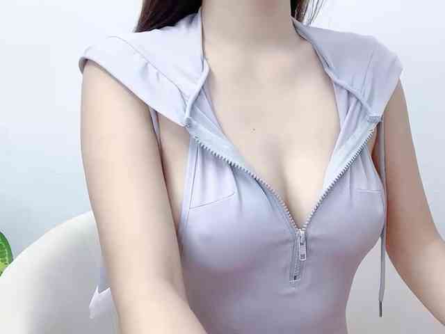 MieChan webcam