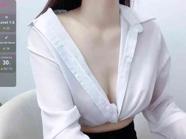 MieChan webcam