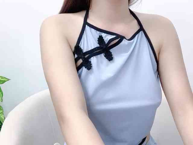 MieChan webcam