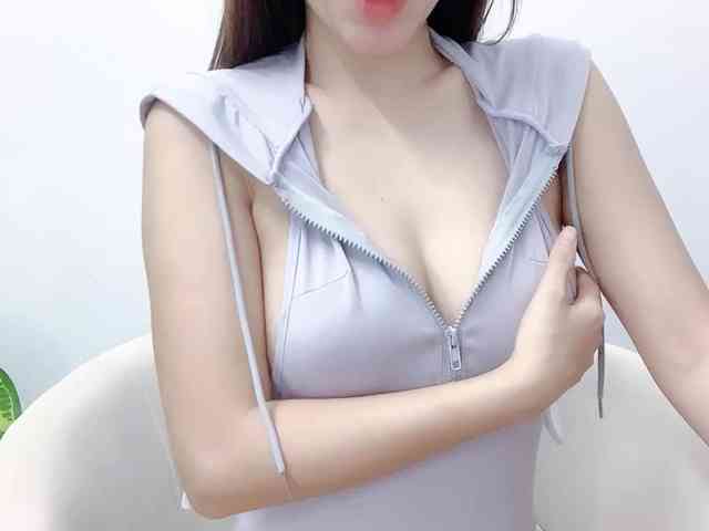 MieChan webcam