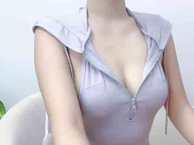 MieChan webcam