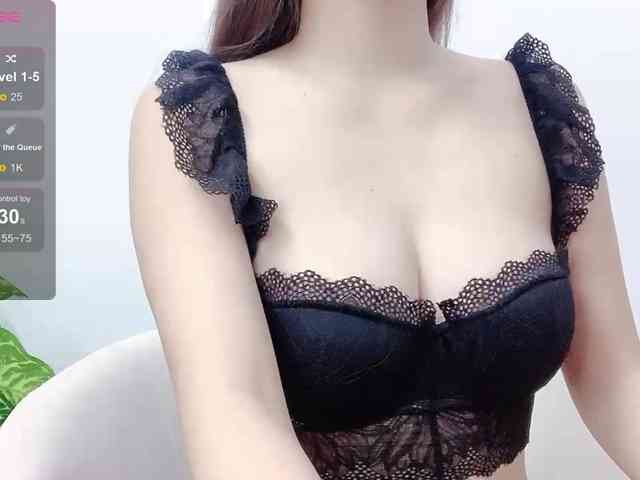 MieChan webcam