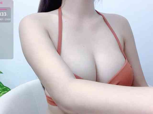 MieChan webcam