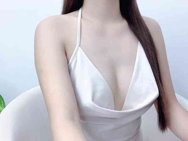 MieChan webcam