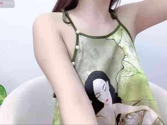 MieChan webcam