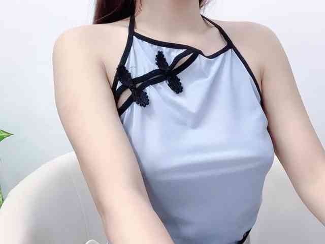 MieChan webcam