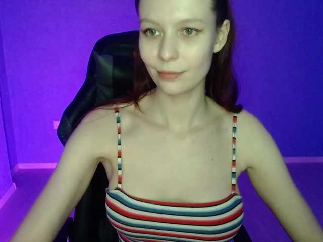 FalconFamily's BongaCams show and profile