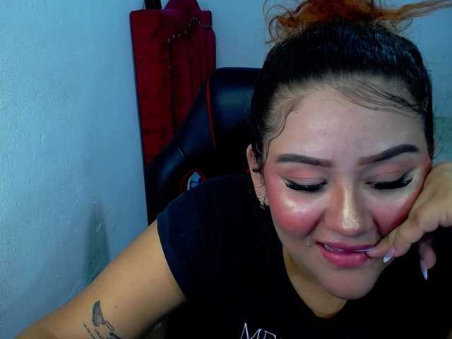 LOLYTABIGBOOBS's BongaCams show and profile