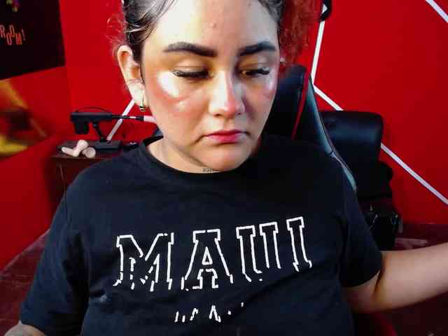 LOLYTABIGBOOBS webcam