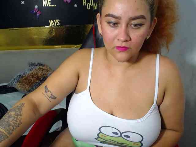 LOLYTABIGBOOBS webcam